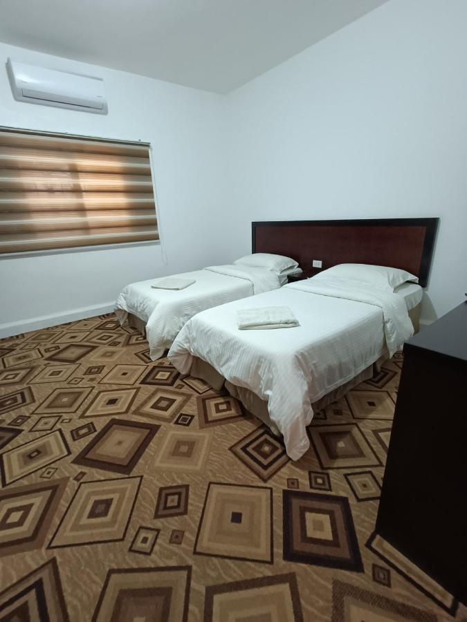 Happy Night Hostel Wadi Musa Buitenkant foto
