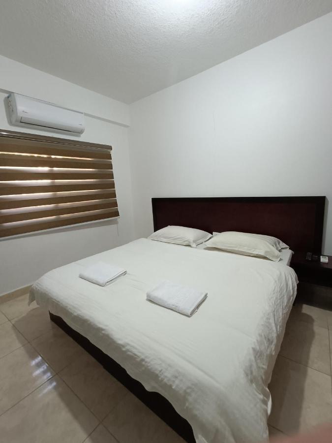 Happy Night Hostel Wadi Musa Buitenkant foto