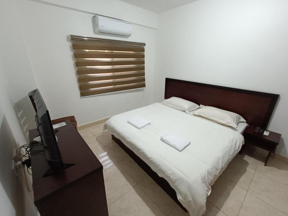 Happy Night Hostel Wadi Musa Buitenkant foto